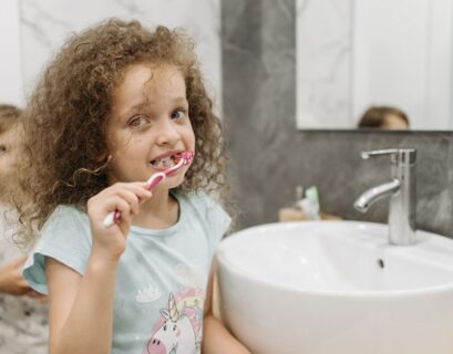 Building Healthy Dental Habits as a Family